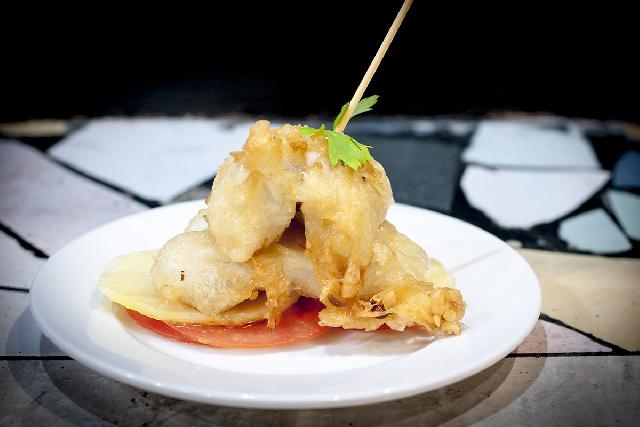 Pintxo bacalao en tempura
